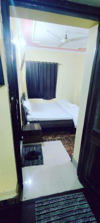 Hotel Curio'S All Seasons Srinagar  Bagian luar foto